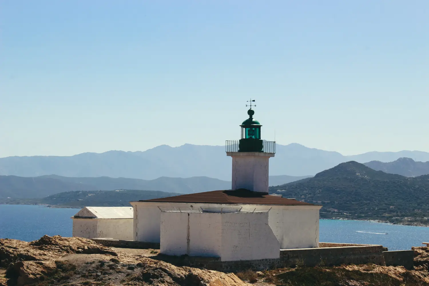 Traghetti Per Ile Rousse image